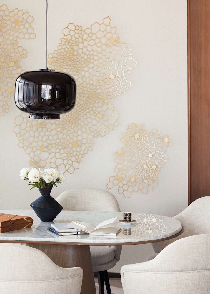 Suite (creative Suite)