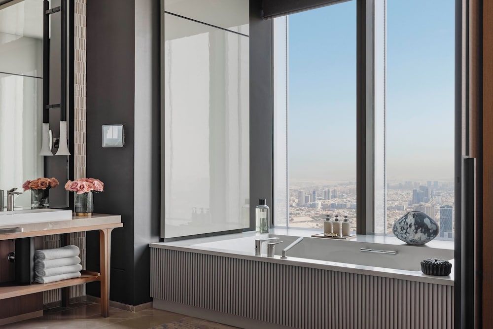 Room, 1 King Bed (zaabeel)