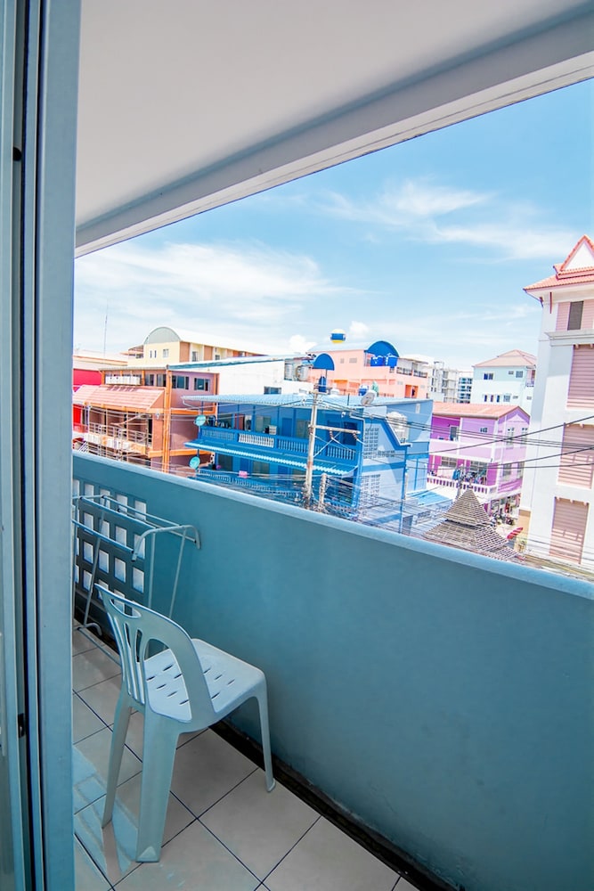 Standard Double Room with Balcony - Photo 5