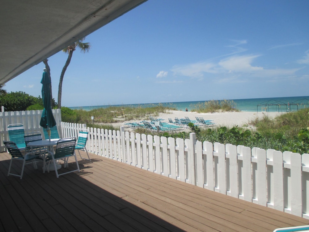 Apartment, 2 Bedrooms, Beach View, Beachfront, photo 6