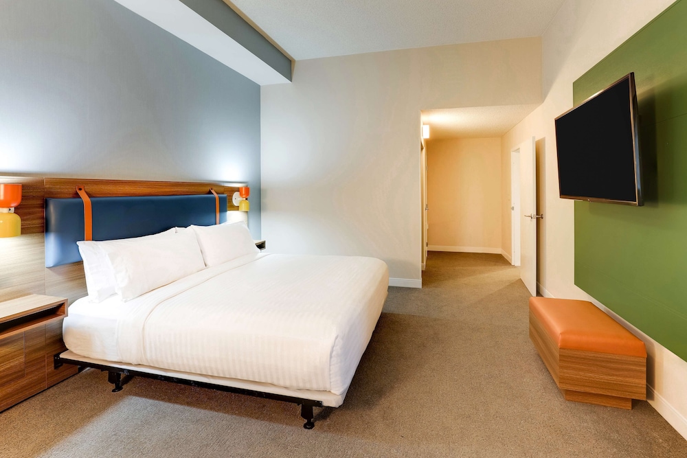 Suite, 1 King Bed with Sofa bed, Accessible - Photo 10