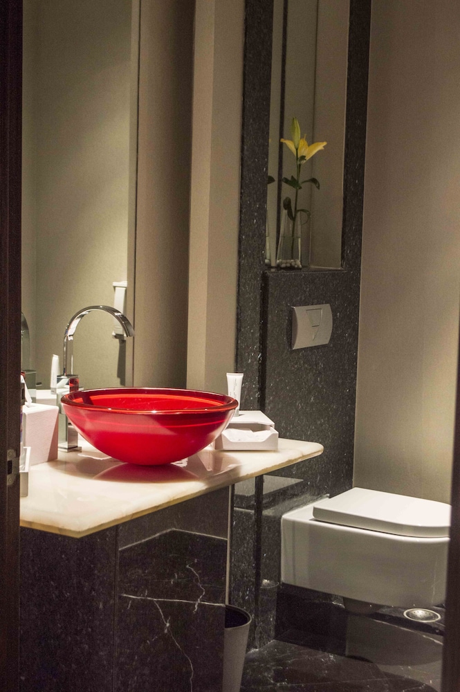 Executive Suite, 1 Bedroom - Photo 14