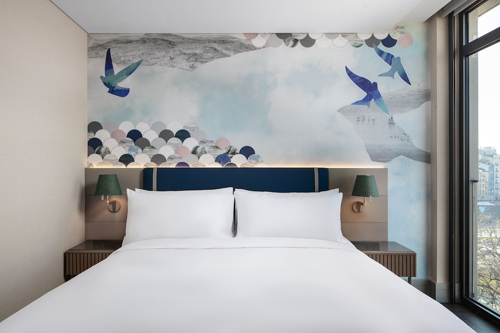Deluxe Room, 1 King Bed