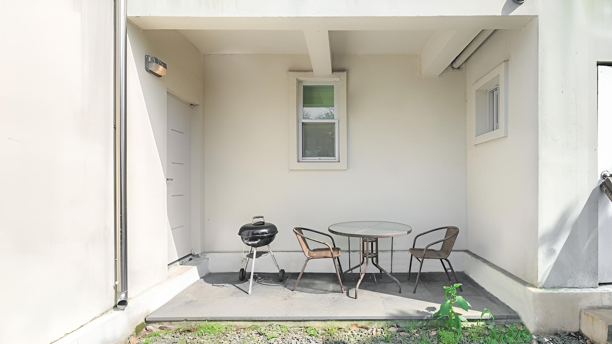 Basic Room, 1 Bedroom (Orange Room6 (side)) photo 3