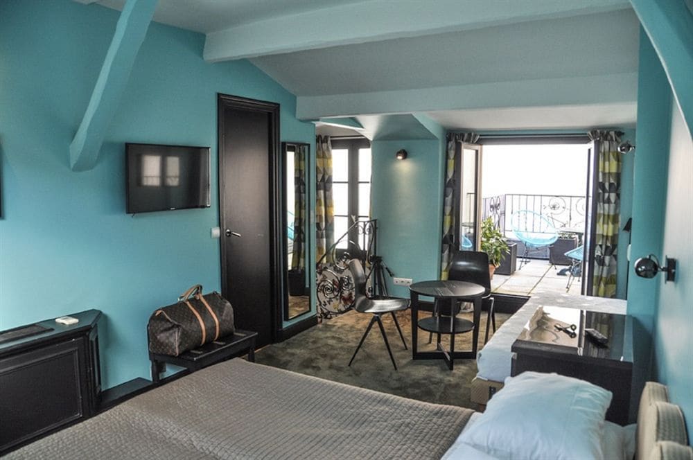 Duplex Suite, Terrace