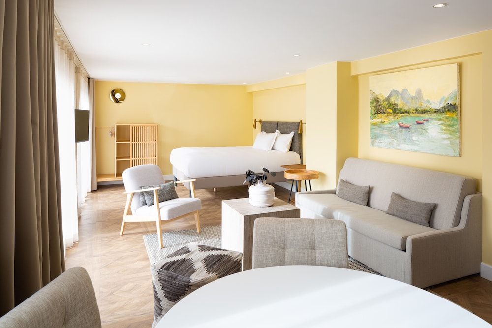 Junior Suite