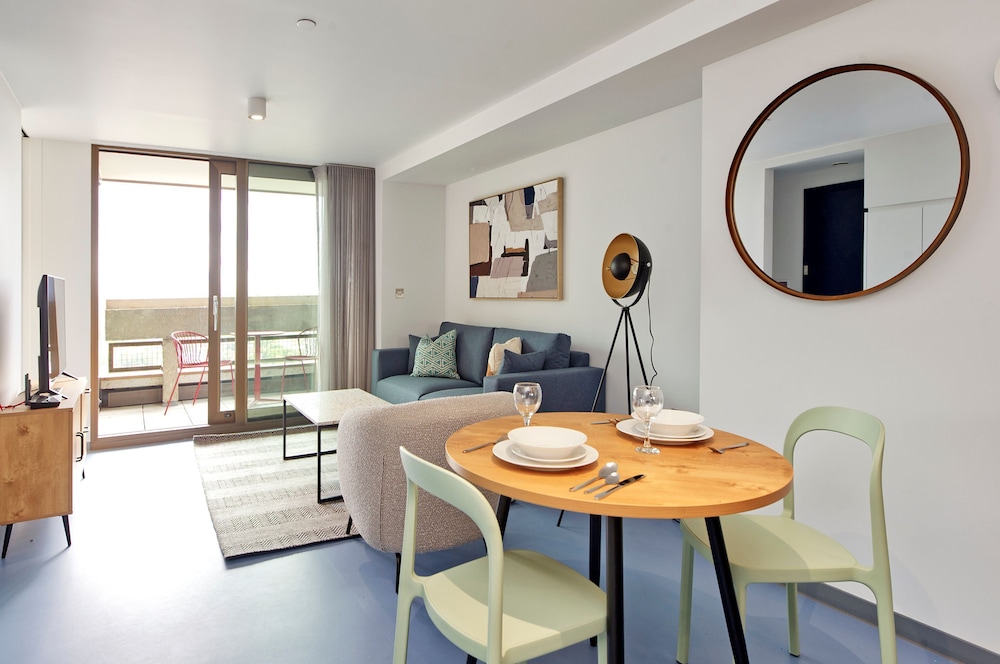 Stunning Ein-Zimmer-Apartment mit Stadtblick, Foto 7