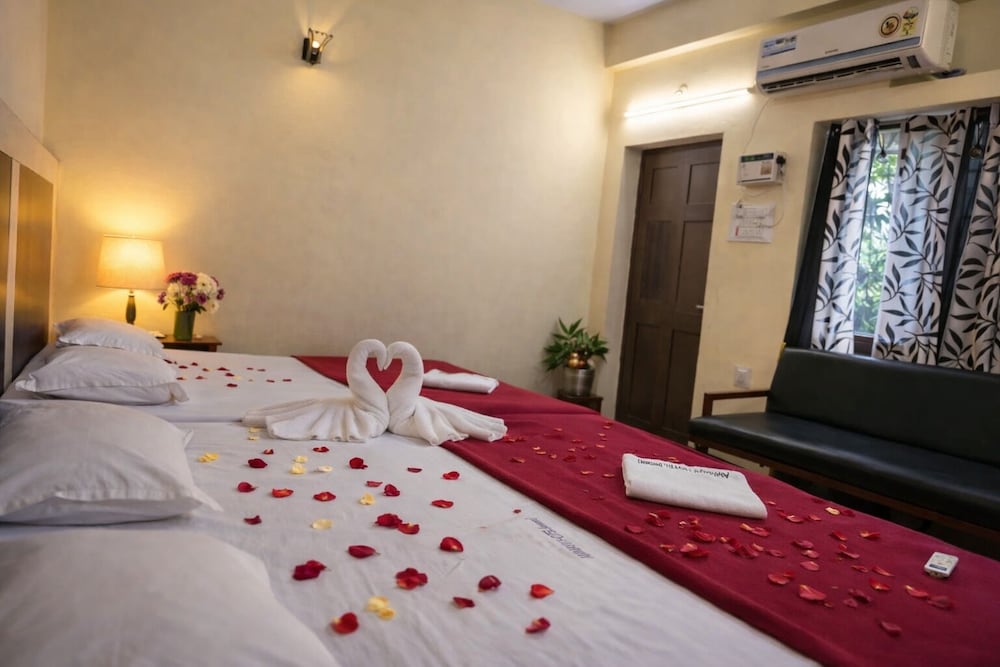 6 Bed AC Deluxe Family Room