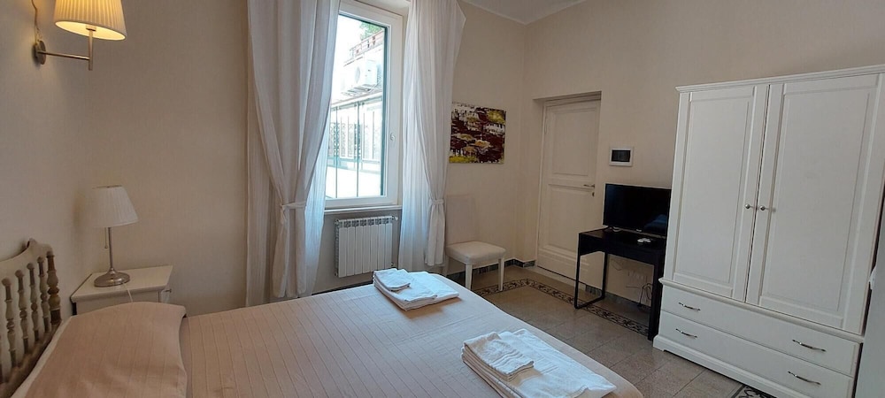 Standard Room, 1 Bedroom photo 2