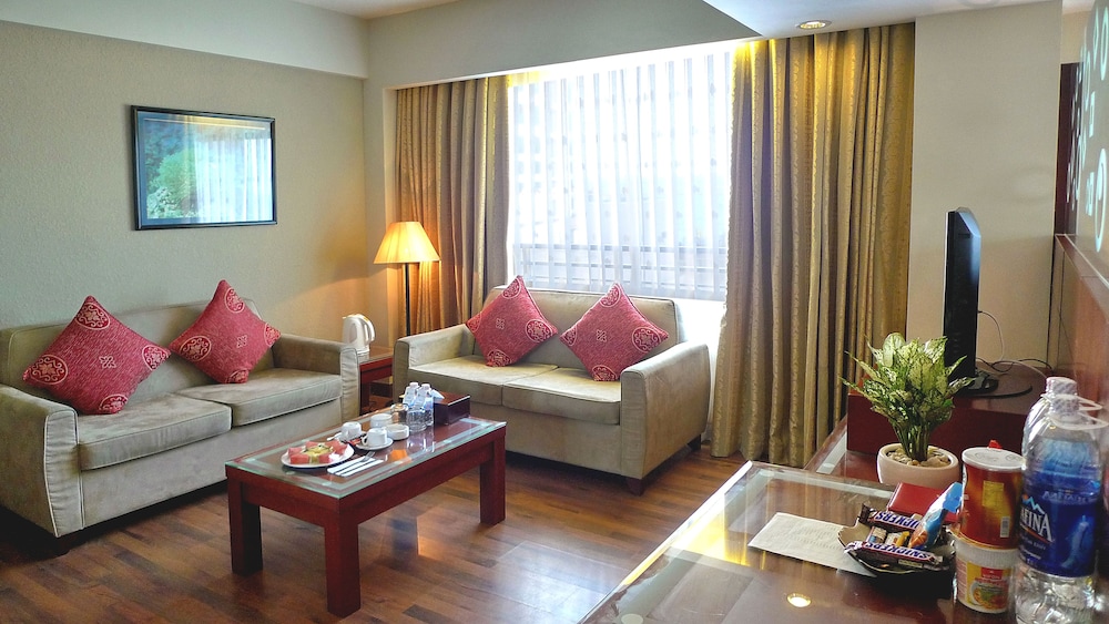 Suite, Sea View - Photo 13