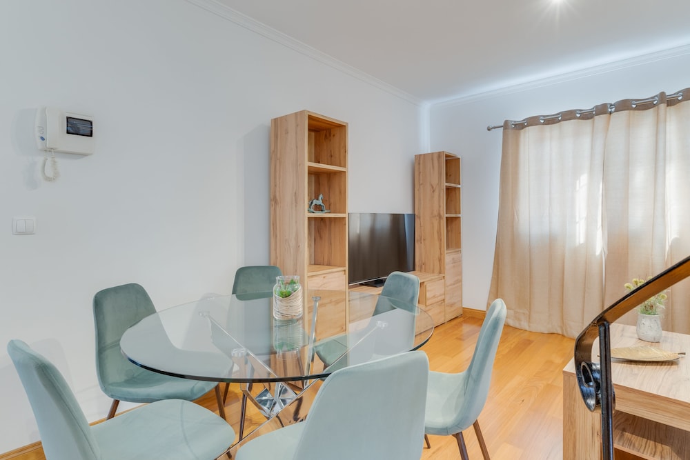 Deluxe Apartment, Balcony, City View photo 3