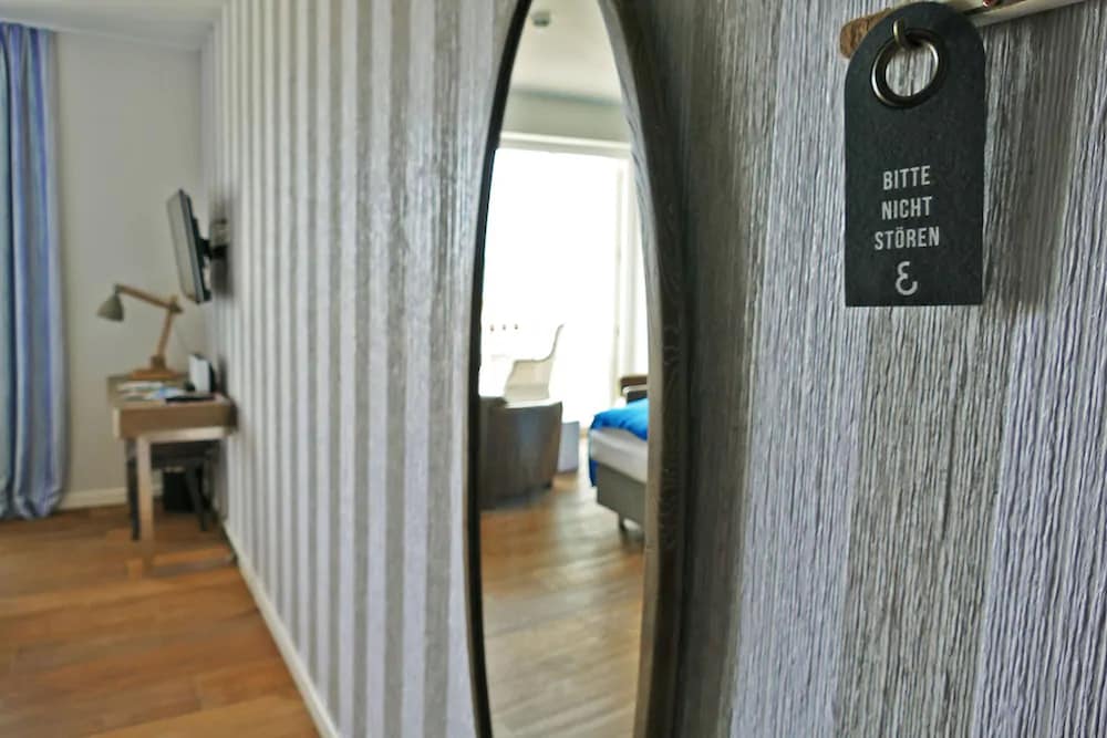 Classic Double Room, Ocean View photo 2