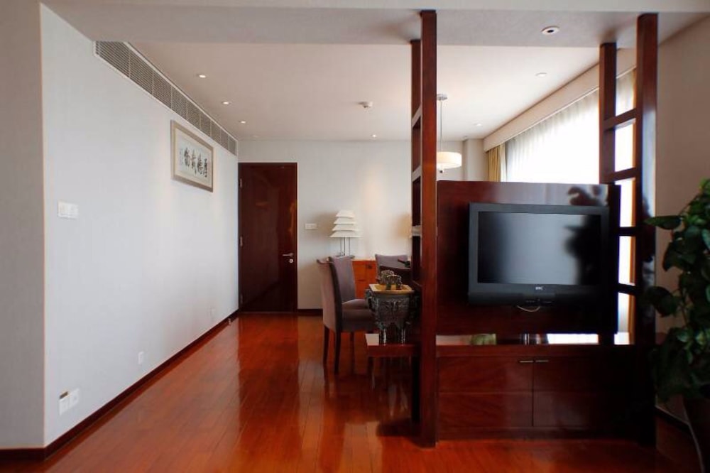 Deluxe Suite photo 2