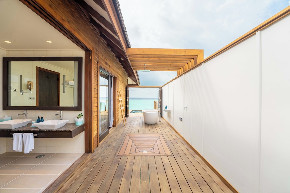 Sunset Ocean Villa - Photo 8