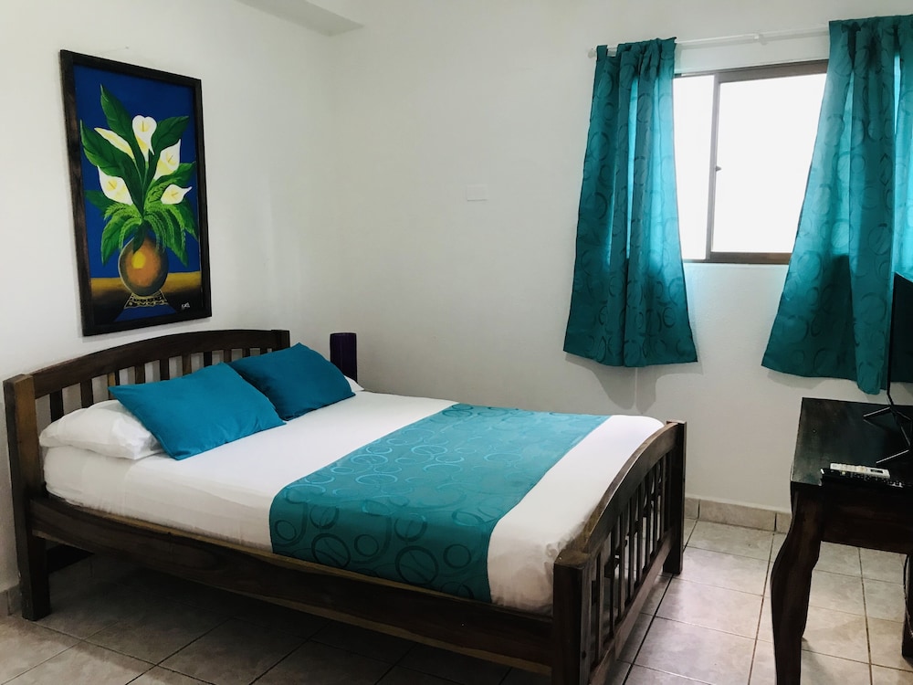 Basic Double Room photo 3