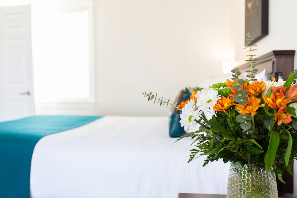 Royal Inn & Suites, Photo 10