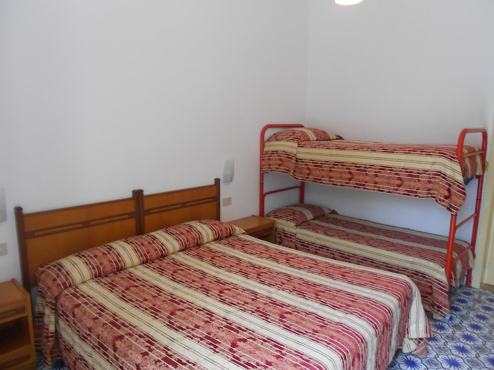 Quadruple Room, Balcony photo 1