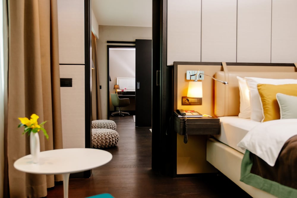Suite, Multiple Beds (Belgrade City View) - Photo 2