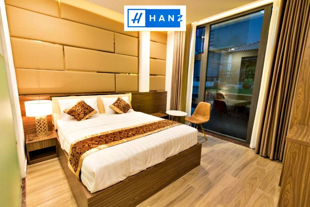 Deluxe Double Room, 1 Queen Bed, City View