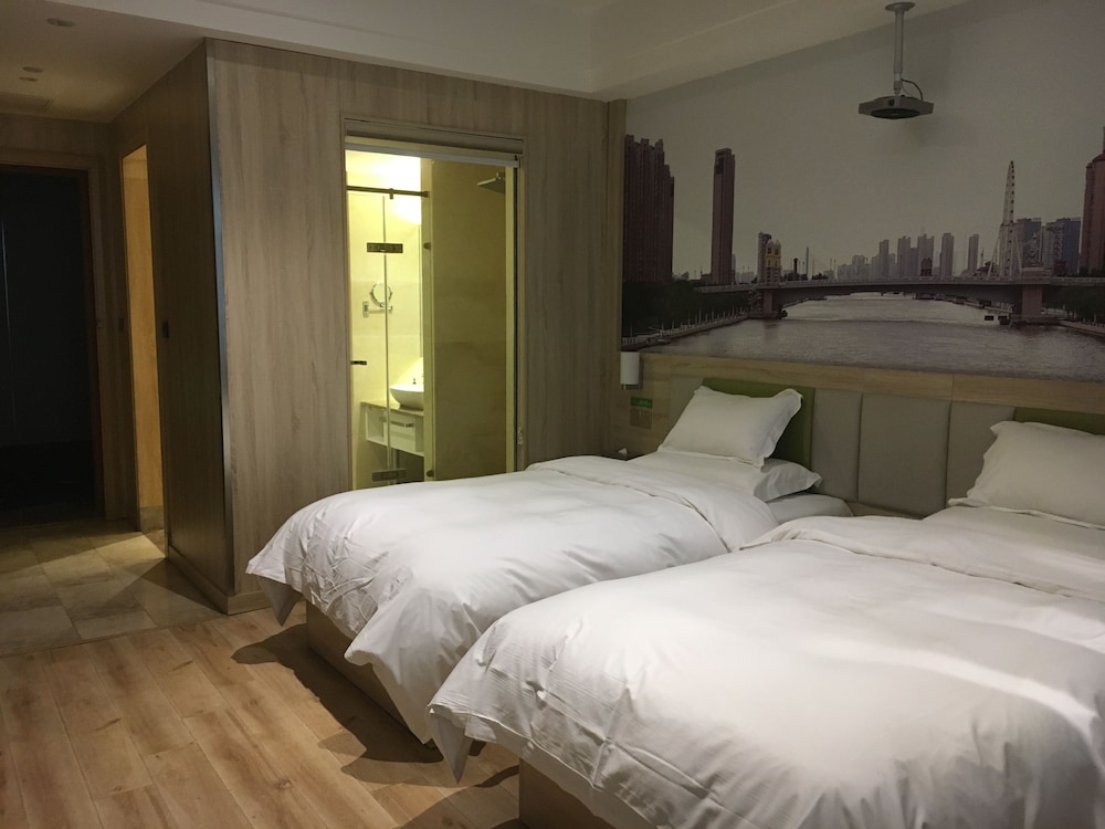 Twin Room, 2 Twin Beds photo 2