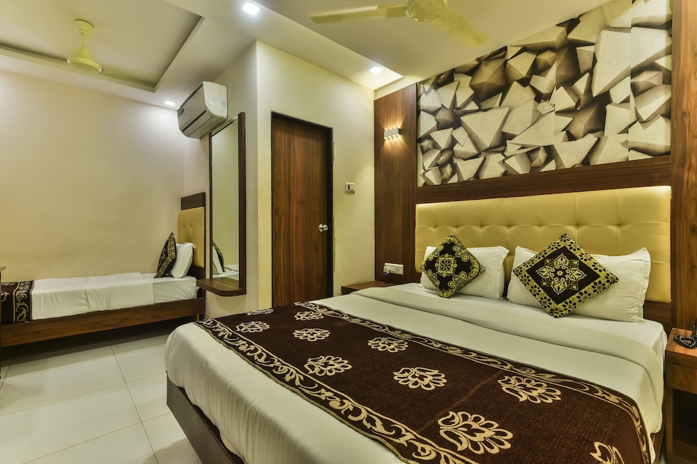 Classic Room, Multiple Beds