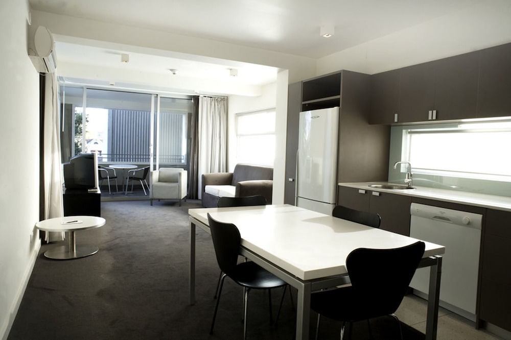 One Bedroom Apartment - Photo 7