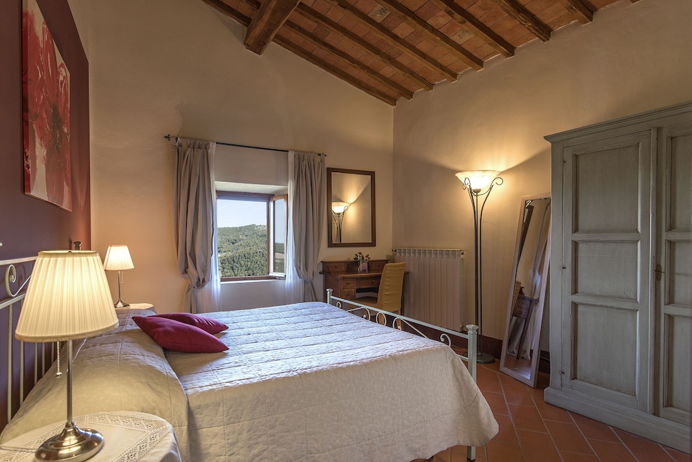 Apartment, 2 Bedrooms, Smoking, Pool Access