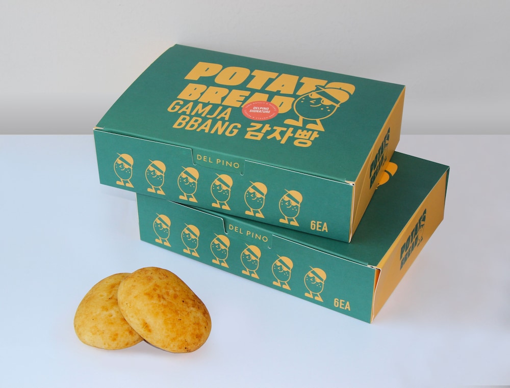[Sweet Rest Pkg] Gold Suite(Kitchen, Mountain View, Bed) - 1 Box Of Potato Bread(6ea)