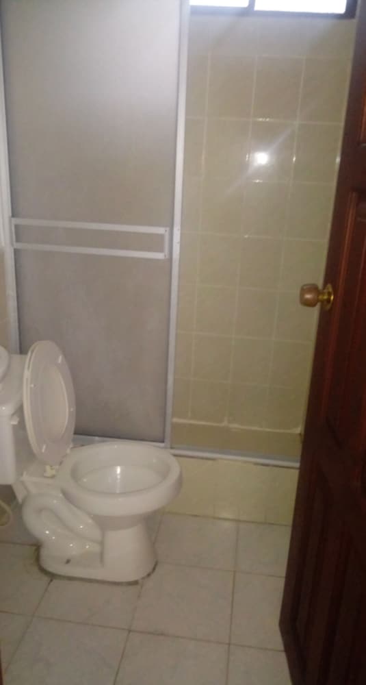 Basic Cabin, Multiple Beds, Non Smoking photo 3