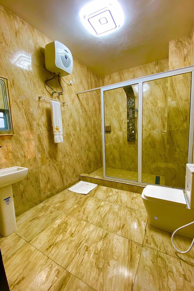 Luxury Room, Balcony, City View photo 2