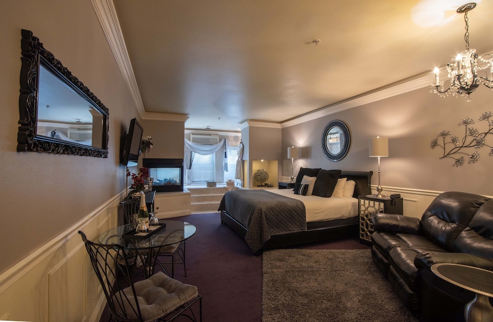 Room (The Ritz)
