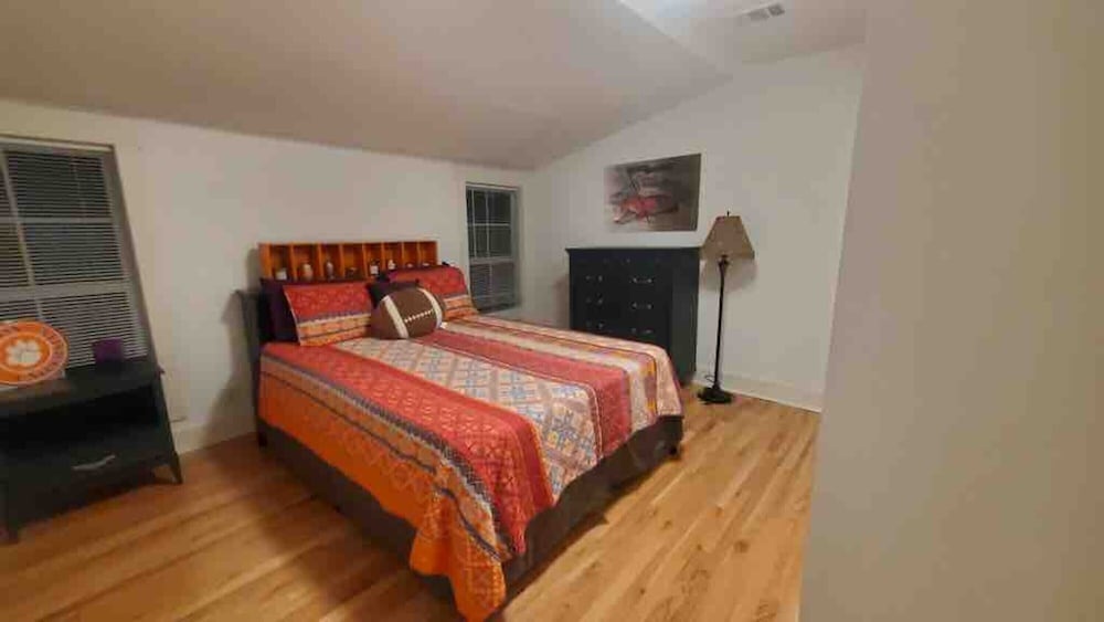 Signature House, 4 Bedrooms, Patio photo 3