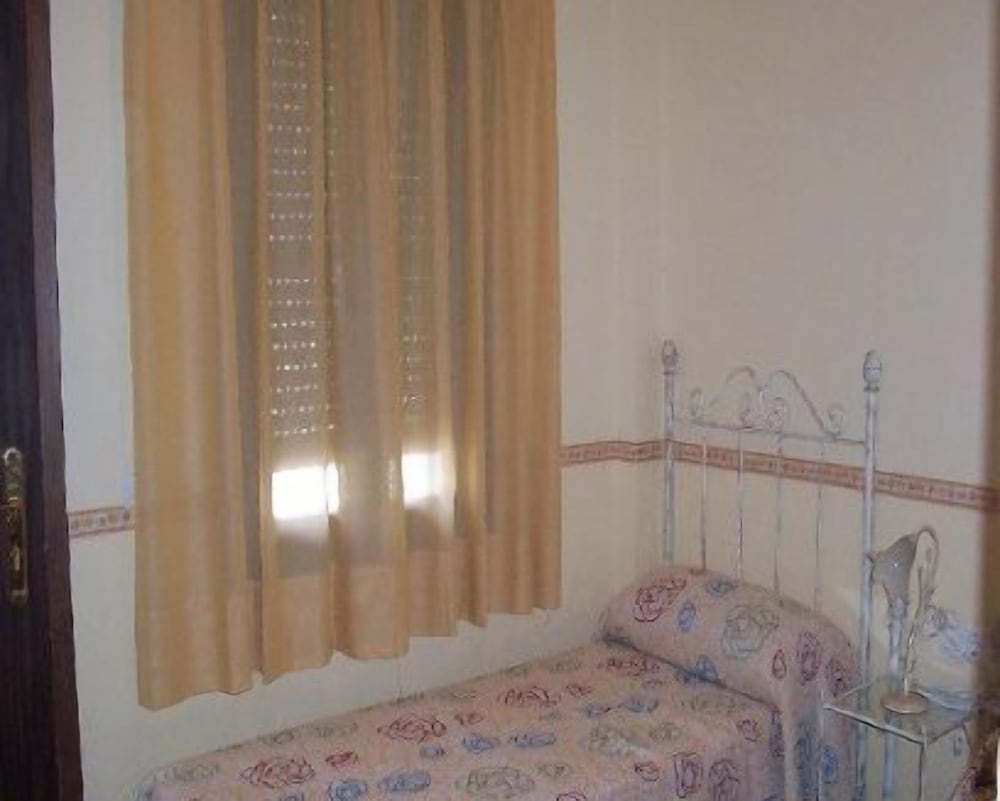 Basic Quadruple Room, Courtyard Area