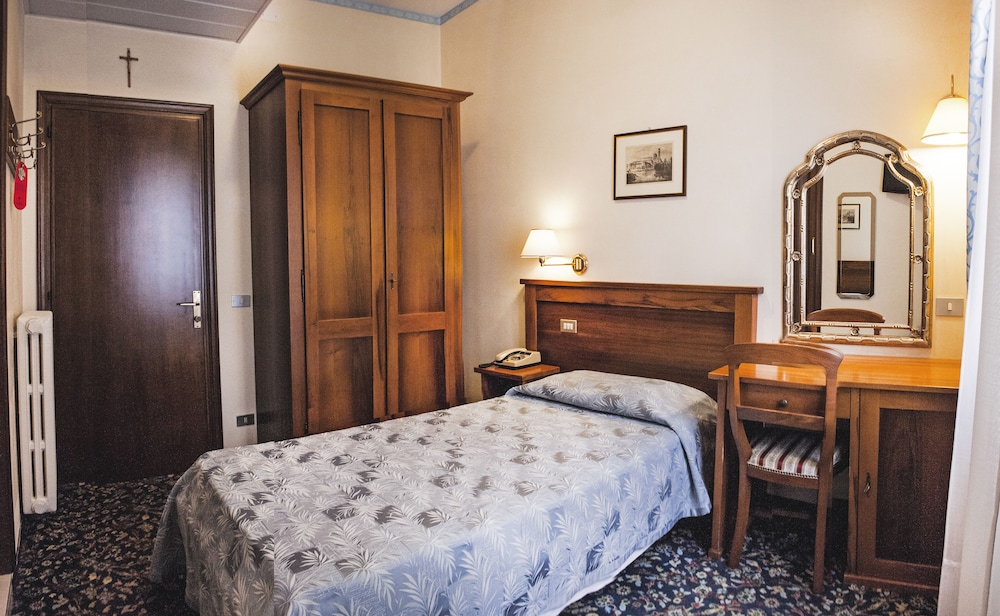 Single Room photo 1