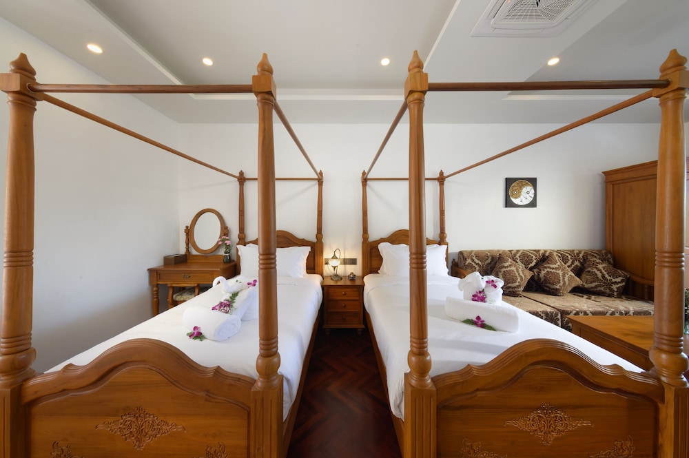 Superior Twin Room