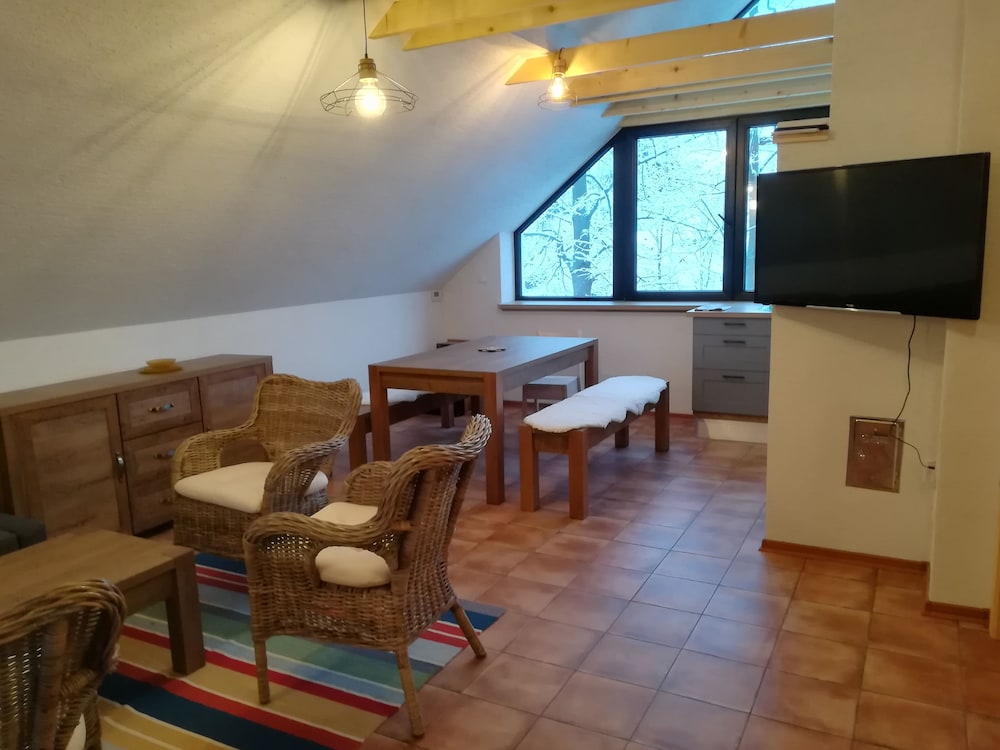 Deluxe Apartment, Multiple Beds, Non Smoking, Hill View photo 1