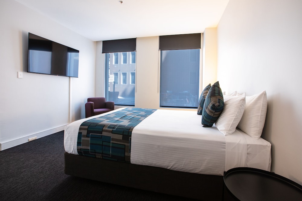Superior Queen Suite photo 2