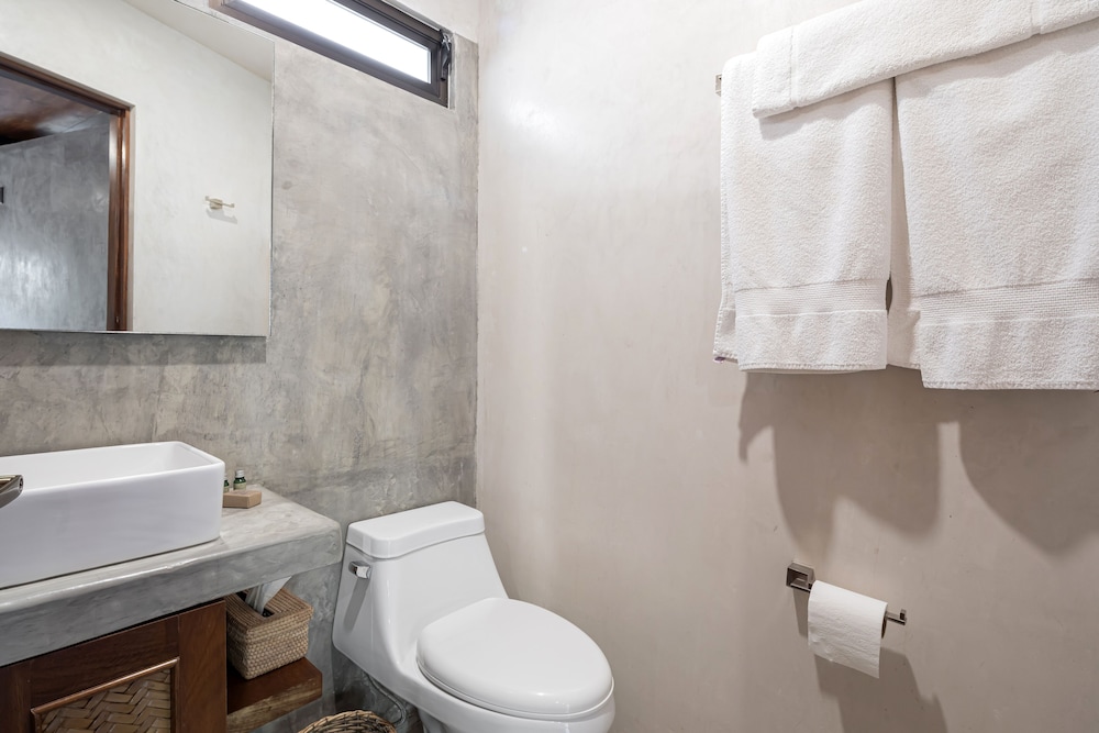 Luxury Studio Suite photo 3
