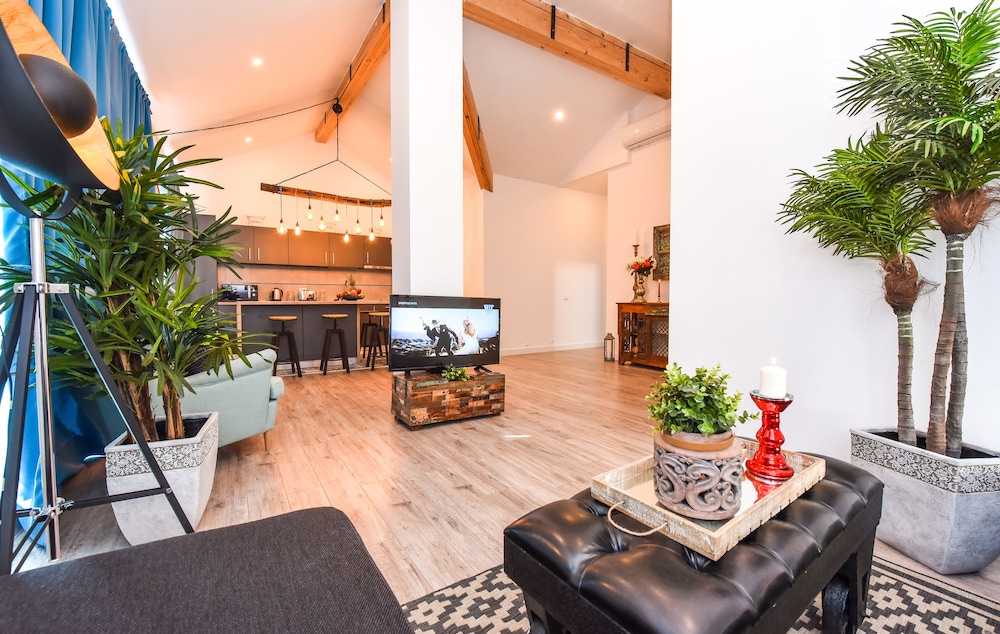 Exclusive Penthouse, 2 Bedrooms, Terrace, River View photo 1