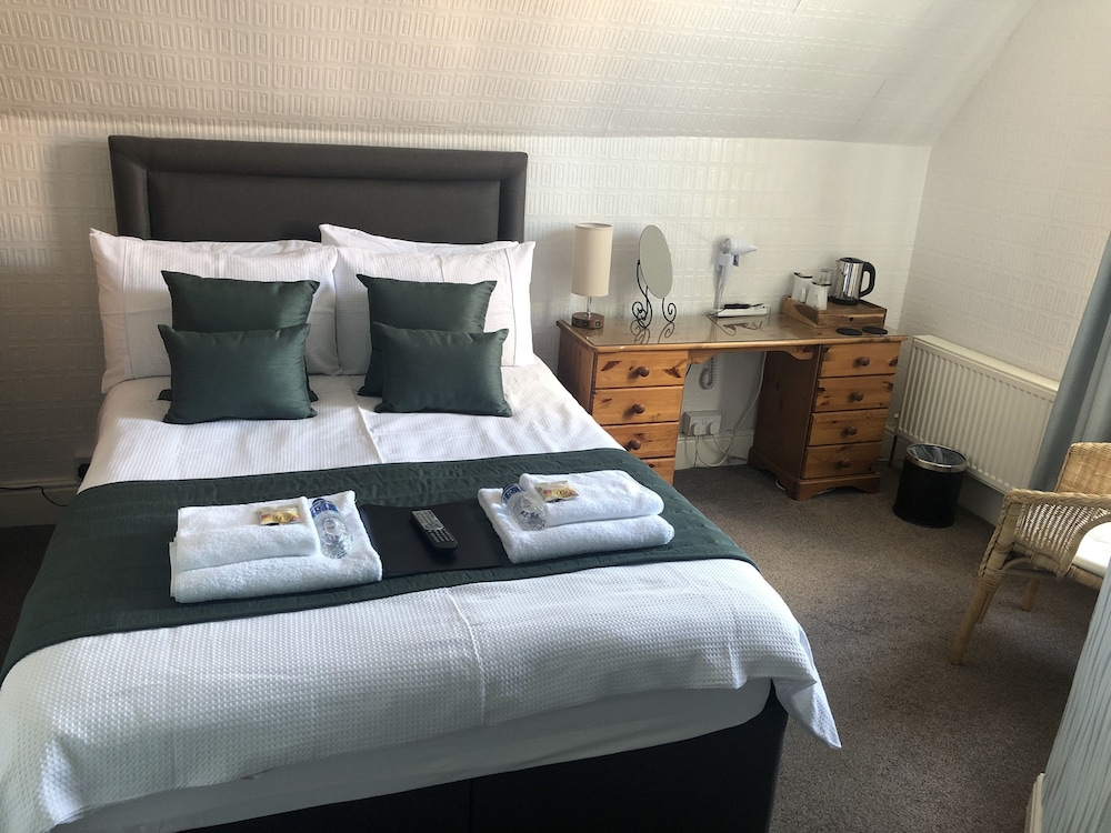Standard Double Room (Small) photo 1