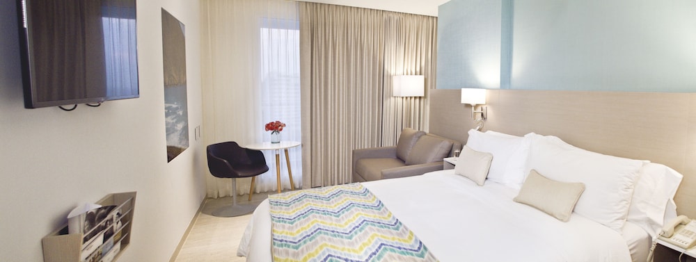 Superior Room, 1 King Bed with Sofa bed photo 2