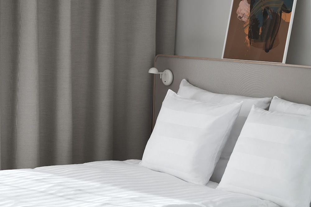 Superior Room, 1 Queen Bed (Extra Bed Possible) - Photo 1