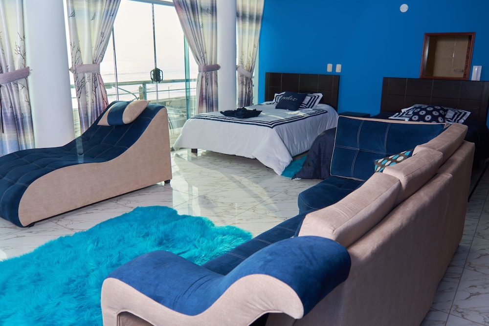 Chalet, Multiple Bedrooms, Private Pool photo 1