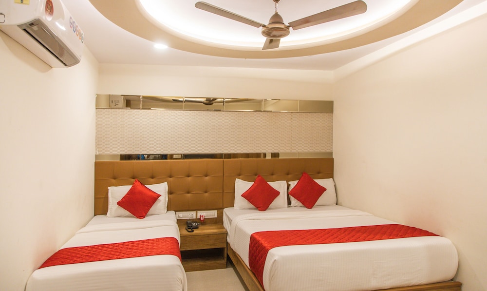Deluxe Triple Room - Photo 1