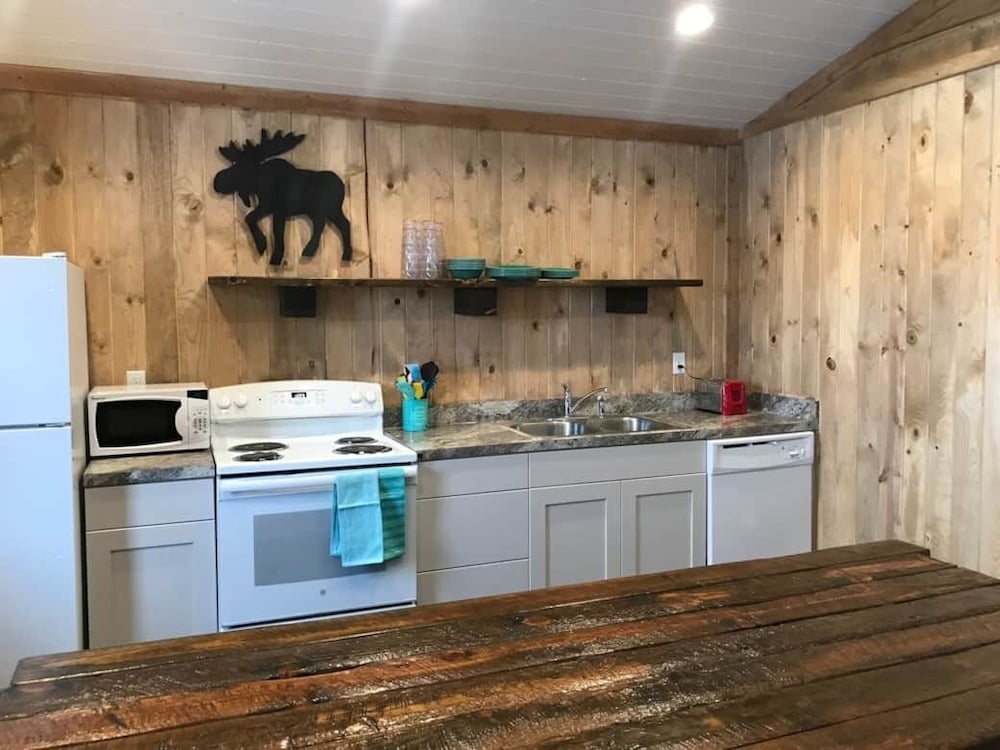 Family Cabin Unit #10 photo 2