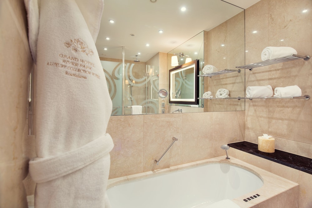 Hill View Guest room, 2 Twin/Single Beds - Photo 2