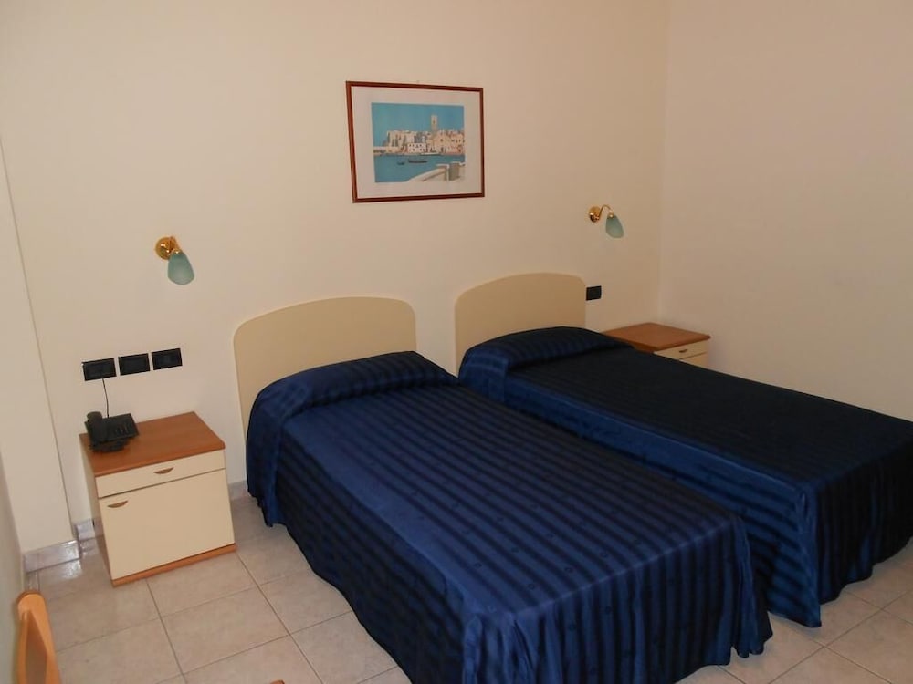 Basic Single Room