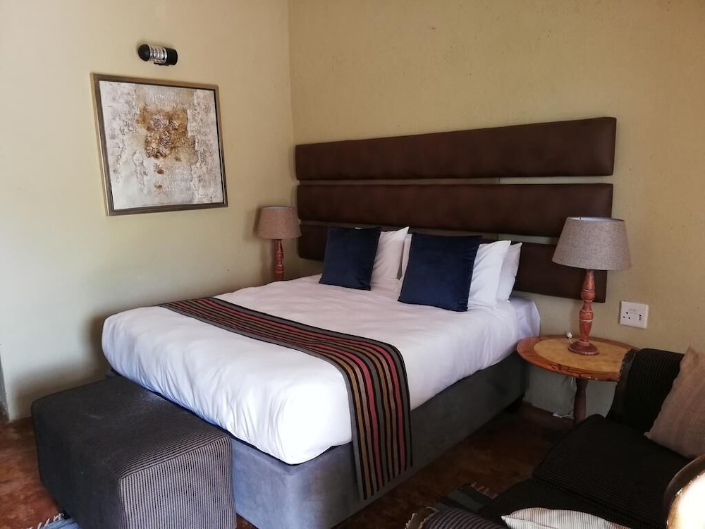 Deluxe Double Room - Photo 7