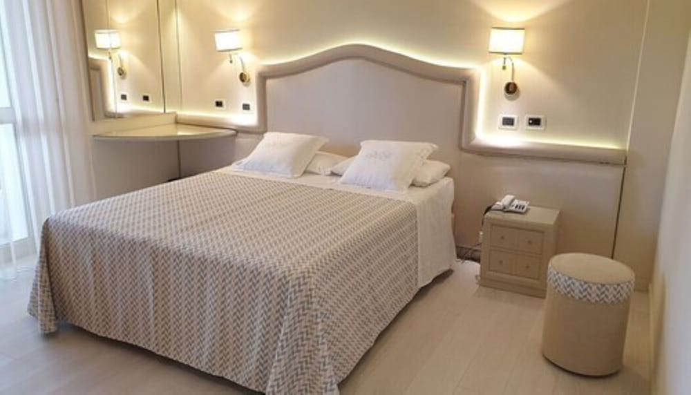 Standard Room, Multiple Beds, Balcony (Twin bed on request) photo 2