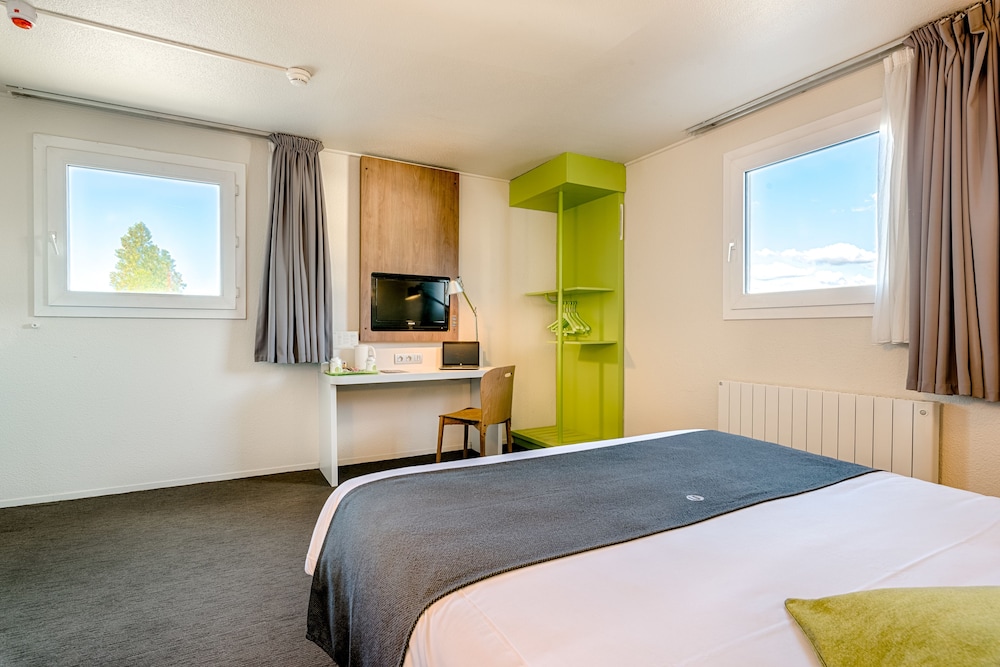 Standard Room, 2 Twin Beds (Junior Bed up to 10 years) photo 1